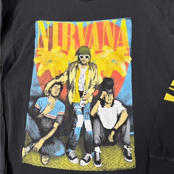 NIRVANA Black Long Sleeve with Vibrant Graphic adult large gold writing 90’s - Picture 4 of 9